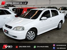 CHEVROLET ASTRA 1.8 MPFI GL SEDAN 8V 1999/1999 V10 VEÍCULOS CAXIAS DO SUL / Carros no Vale