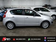 FIAT PALIO 1.4 MPI ATTRACTIVE 8V 2012/2013 V10 VEÍCULOS CAXIAS DO SUL / Carros no Vale