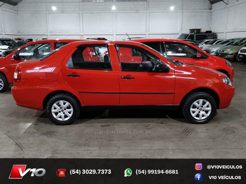 FIAT SIENA 1.0 MPI FIRE 8V 2010/2011 V10 VEÍCULOS CAXIAS DO SUL / Carros no Vale