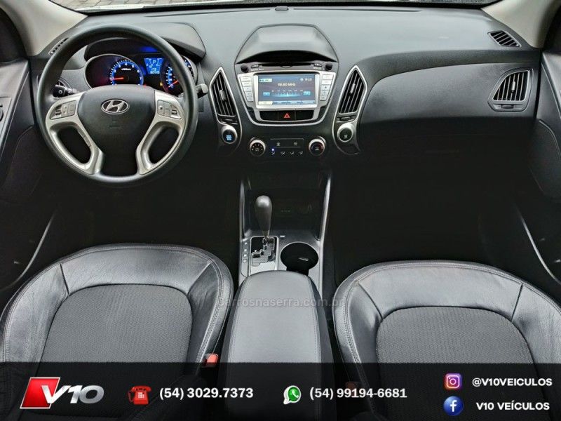 HYUNDAI IX35 2.0 MPFI GLS 16V 2015/2016 V10 VEÍCULOS CAXIAS DO SUL / Carros no Vale