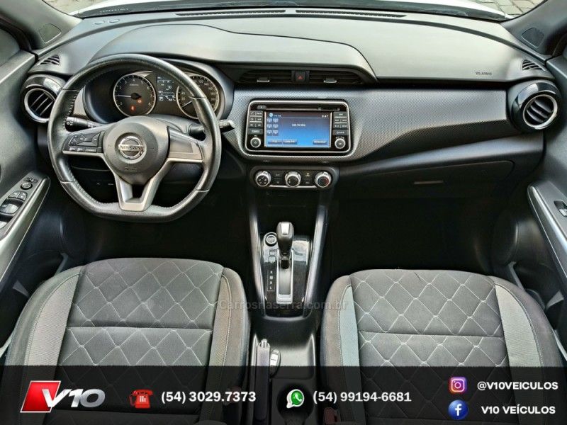 NISSAN KICKS 1.6 16V SV XTRONIC 2017/2018 V10 VEÍCULOS CAXIAS DO SUL / Carros no Vale
