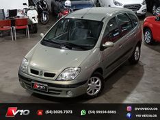 RENAULT SCÉNIC 1.6 RXE 16V 2001/2001 V10 VEÍCULOS CAXIAS DO SUL / Carros no Vale
