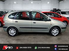 RENAULT SCÉNIC 1.6 RXE 16V 2001/2001 V10 VEÍCULOS CAXIAS DO SUL / Carros no Vale