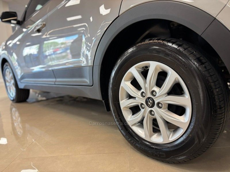 HYUNDAI CRETA 1.6 ACTION 16V 2021/2022 LUIGGI AUTOMÓVEIS CARLOS BARBOSA / Carros no Vale