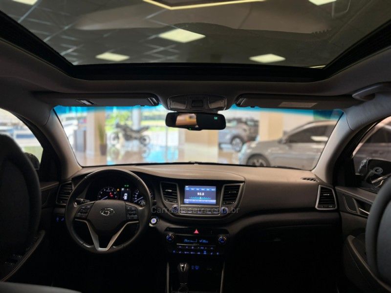 HYUNDAI TUCSON 1.6 16V T-GDI LIMITED ECOSHIFT 2021/2022 LUIGGI AUTOMÓVEIS CARLOS BARBOSA / Carros no Vale