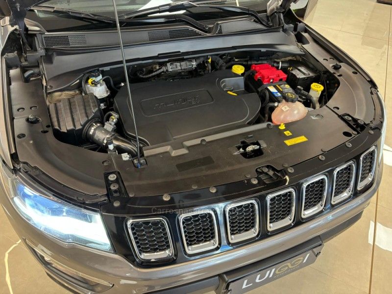 JEEP COMPASS 2.0 16V LONGITUDE 4X4 2019/2020 LUIGGI AUTOMÓVEIS CARLOS BARBOSA / Carros no Vale