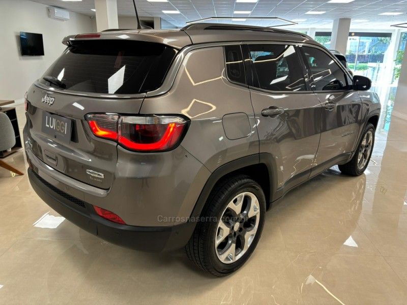 JEEP COMPASS 2.0 16V LONGITUDE 4X4 2019/2020 LUIGGI AUTOMÓVEIS CARLOS BARBOSA / Carros no Vale