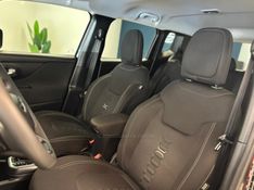JEEP RENEGADE 1.3 T270 16V TURBO 2023/2023 LUIGGI AUTOMÓVEIS CARLOS BARBOSA / Carros no Vale