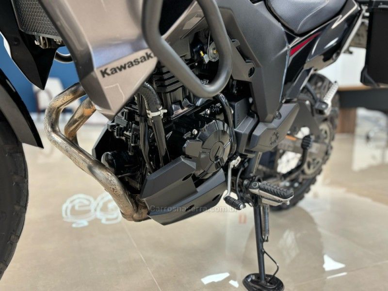 KAWASAKI VERSYS 300 TOURER 2021/2021 LUIGGI AUTOMÓVEIS CARLOS BARBOSA / Carros no Vale