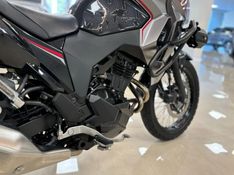 KAWASAKI VERSYS 300 TOURER 2021/2021 LUIGGI AUTOMÓVEIS CARLOS BARBOSA / Carros no Vale