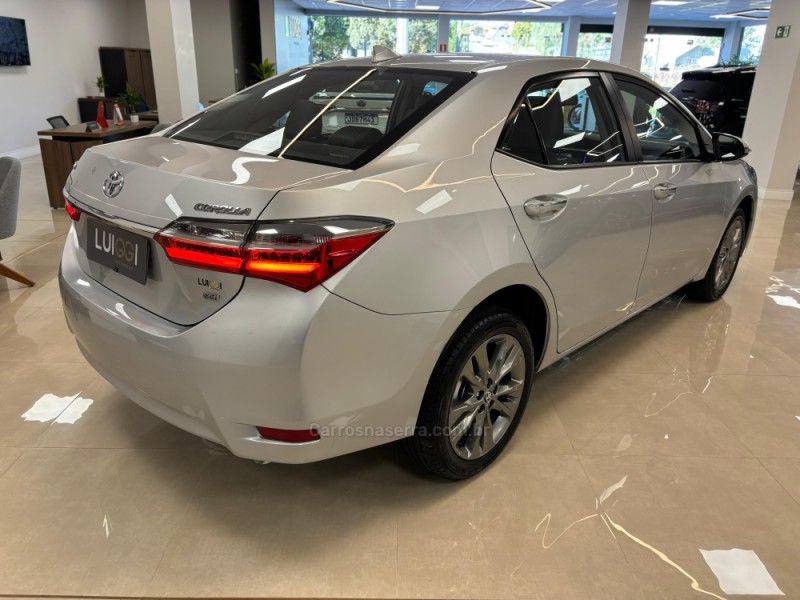 TOYOTA COROLLA 2.0 XEI 16V 2018/2019 LUIGGI AUTOMÓVEIS CARLOS BARBOSA / Carros no Vale
