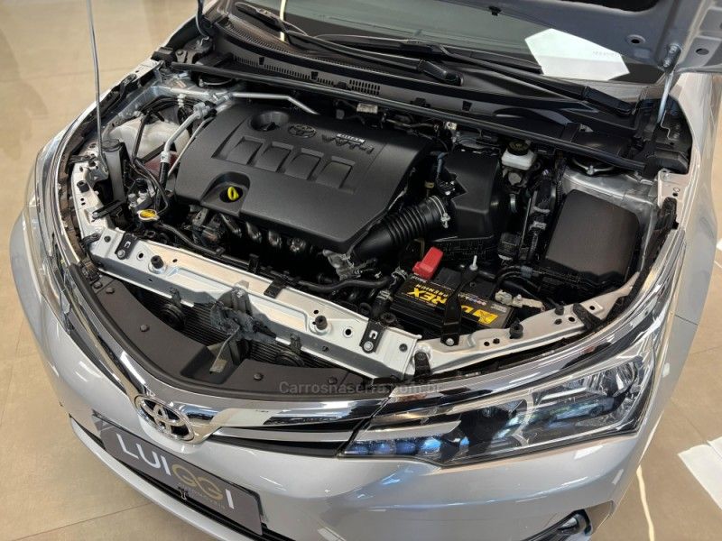 TOYOTA COROLLA 2.0 XEI 16V 2018/2019 LUIGGI AUTOMÓVEIS CARLOS BARBOSA / Carros no Vale