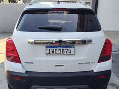 CHEVROLET TRACKER LTZ 1.8 16V 4×2 2014/2015 RENNER AUTOMÓVEIS LAJEADO / Carros no Vale