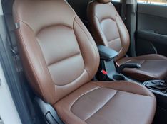 Hyundai Creta Prestige 2.0 16V 2017/2017 RENNER AUTOMÓVEIS LAJEADO / Carros no Vale