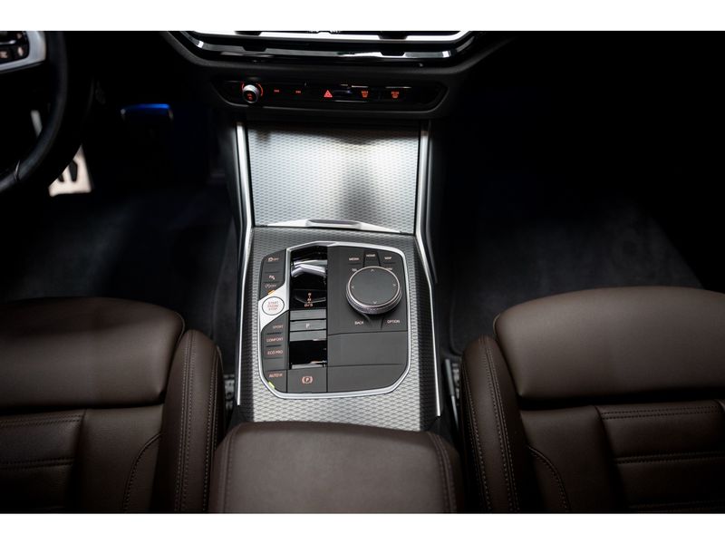 BMW 320i 2.0 16V TURBO M SPORT 2024/2024 PASTORE CAR COLLECTION BENTO GONÇALVES / Carros no Vale