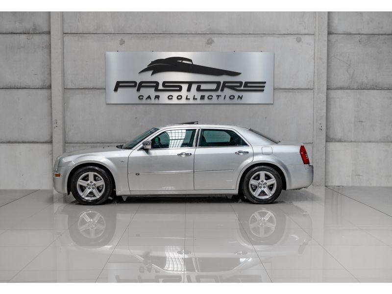 CHRYSLER 300 C 5.7 HEMI SEDAN V8 16V 2008/2009 PASTORE CAR COLLECTION BENTO GONÇALVES / Carros no Vale