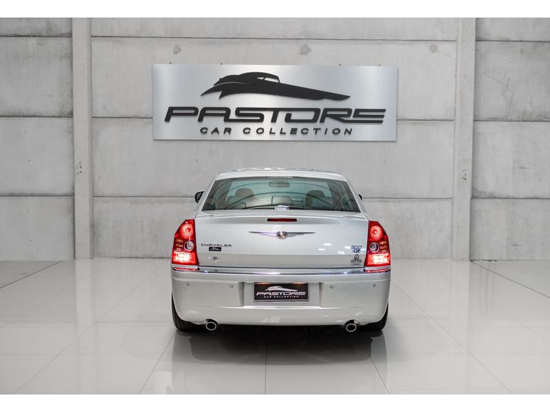 CHRYSLER 300 C 5.7 HEMI SEDAN V8 16V 2008/2009 PASTORE CAR COLLECTION BENTO GONÇALVES / Carros no Vale
