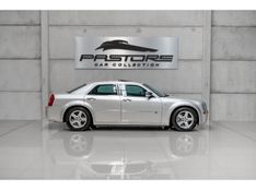 CHRYSLER 300 C 5.7 HEMI SEDAN V8 16V 2008/2009 PASTORE CAR COLLECTION BENTO GONÇALVES / Carros no Vale