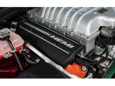 DODGE CHALLENGER 6.2 V8 HEMI SRT HELLCAT TORQUEFLITE 2019/2019 PASTORE CAR COLLECTION BENTO GONÇALVES / Carros no Vale