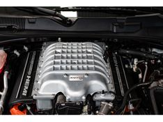 DODGE CHALLENGER 6.2 V8 HEMI SRT HELLCAT TORQUEFLITE 2019/2019 PASTORE CAR COLLECTION BENTO GONÇALVES / Carros no Vale