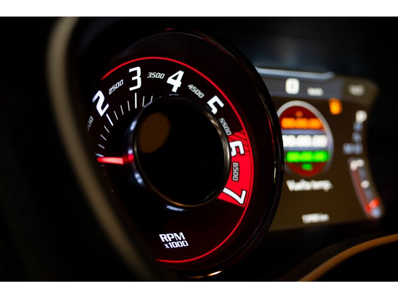 DODGE CHALLENGER 6.2 V8 HEMI SRT HELLCAT TORQUEFLITE 2019/2019 PASTORE CAR COLLECTION BENTO GONÇALVES / Carros no Vale