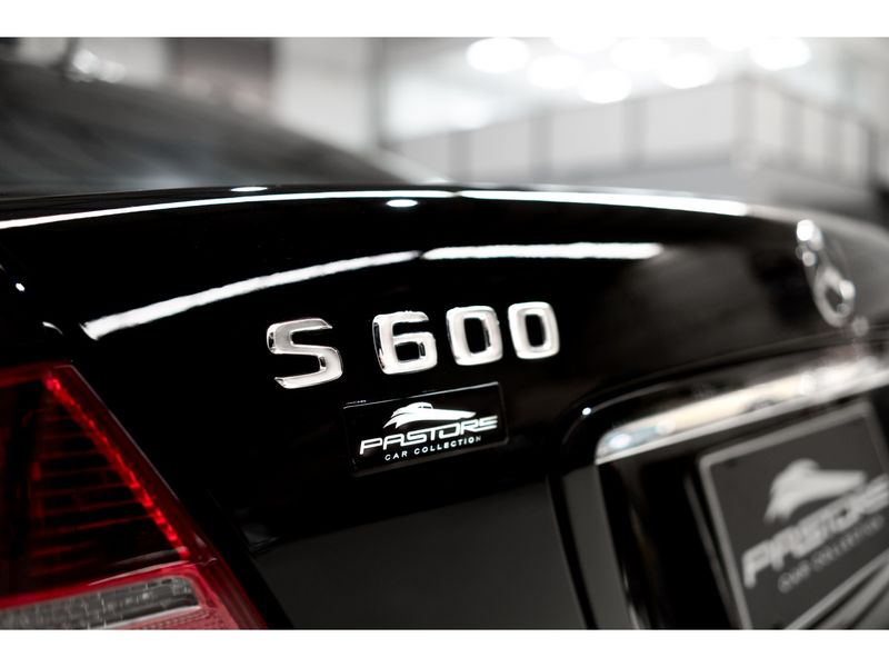 MERCEDES-BENZ S 600 6.0 L V12 2001/2002 PASTORE CAR COLLECTION BENTO GONÇALVES / Carros no Vale