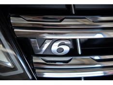 VOLKSWAGEN AMAROK 2.0 TRENDLINE 4X4 CD 16V TURBO INTERCOOLER 2018/2018 PASTORE CAR COLLECTION BENTO GONÇALVES / Carros no Vale
