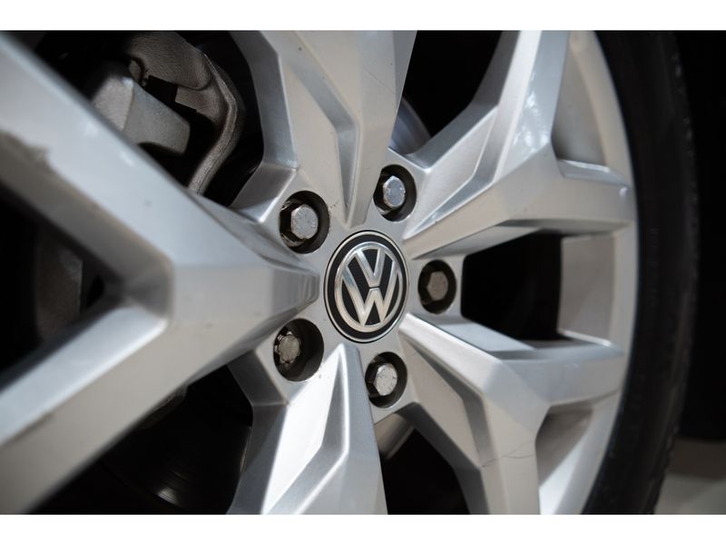 VOLKSWAGEN AMAROK 2.0 TRENDLINE 4X4 CD 16V TURBO INTERCOOLER 2018/2018 PASTORE CAR COLLECTION BENTO GONÇALVES / Carros no Vale