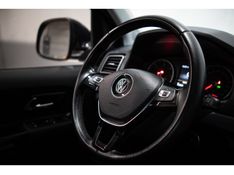 VOLKSWAGEN AMAROK 2.0 TRENDLINE 4X4 CD 16V TURBO INTERCOOLER 2018/2018 PASTORE CAR COLLECTION BENTO GONÇALVES / Carros no Vale