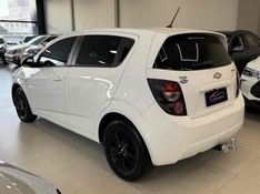 CHEVROLET SONIC 1.6 LT 16V 2012/2013 LEHMEN VEÍCULOS VENÂNCIO AIRES / Carros no Vale