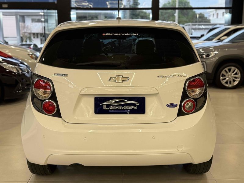 CHEVROLET SONIC 1.6 LTZ 16V 2014/2014 LEHMEN VEÍCULOS VENÂNCIO AIRES / Carros no Vale