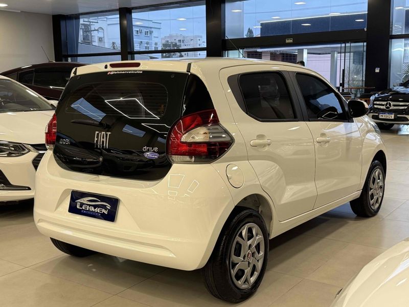 FIAT MOBI 1.0 FIREFLY DRIVE 2019/2019 LEHMEN VEÍCULOS VENÂNCIO AIRES / Carros no Vale