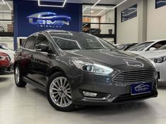 FORD FOCUS 2.0 TITANIUM 16V POWERSHIFT 2017/2017 LEHMEN VEÍCULOS VENÂNCIO AIRES / Carros no Vale