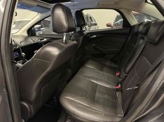 FORD FOCUS 2.0 TITANIUM 16V POWERSHIFT 2017/2017 LEHMEN VEÍCULOS VENÂNCIO AIRES / Carros no Vale