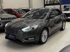 FORD FOCUS 2.0 TITANIUM 16V POWERSHIFT 2017/2017 LEHMEN VEÍCULOS VENÂNCIO AIRES / Carros no Vale