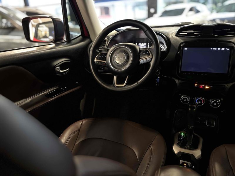 JEEP RENEGADE 1.8 16V 2016/2016 LEHMEN VEÍCULOS VENÂNCIO AIRES / Carros no Vale