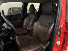 JEEP RENEGADE 1.8 16V 2016/2016 LEHMEN VEÍCULOS VENÂNCIO AIRES / Carros no Vale