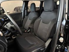 JEEP RENEGADE 1.8 16V 2016/2016 LEHMEN VEÍCULOS VENÂNCIO AIRES / Carros no Vale