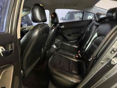 KIA CERATO 1.6 SX 16V 2013/2014 LEHMEN VEÍCULOS VENÂNCIO AIRES / Carros no Vale
