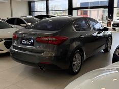 KIA CERATO 1.6 SX 16V 2013/2014 LEHMEN VEÍCULOS VENÂNCIO AIRES / Carros no Vale