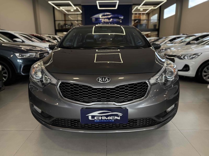 KIA CERATO 1.6 SX 16V 2013/2014 LEHMEN VEÍCULOS VENÂNCIO AIRES / Carros no Vale