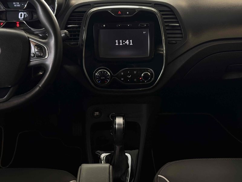 RENAULT CAPTUR 1.6 16V SCE INTENSE X-TRONIC 2019/2019 LEHMEN VEÍCULOS VENÂNCIO AIRES / Carros no Vale