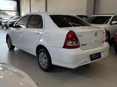 TOYOTA ETIOS 1.5 XS SEDAN 16V 2018/2018 LEHMEN VEÍCULOS VENÂNCIO AIRES / Carros no Vale