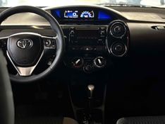 TOYOTA ETIOS 1.5 XS SEDAN 16V 2018/2018 LEHMEN VEÍCULOS VENÂNCIO AIRES / Carros no Vale