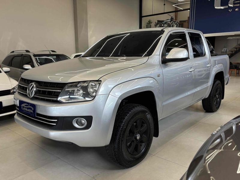 VOLKSWAGEN AMAROK 2.0 4X4 CD 16V TURBO INTERCOOLER 2013/2014 LEHMEN VEÍCULOS VENÂNCIO AIRES / Carros no Vale