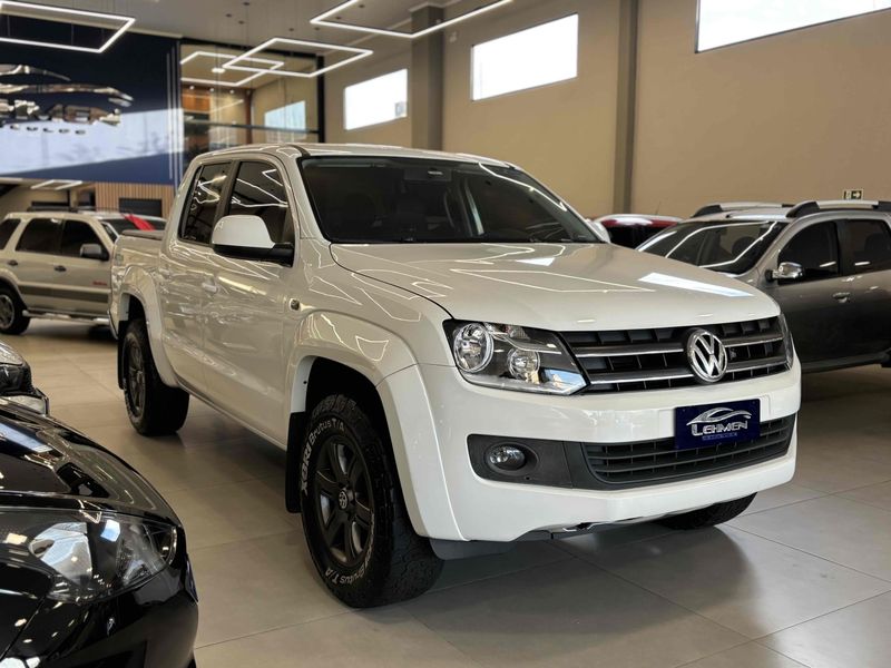 VOLKSWAGEN AMAROK 2.0 TRENDLINE 4X4 CD 16V TURBO INTERCOOLER 2015/2015 LEHMEN VEÍCULOS VENÂNCIO AIRES / Carros no Vale
