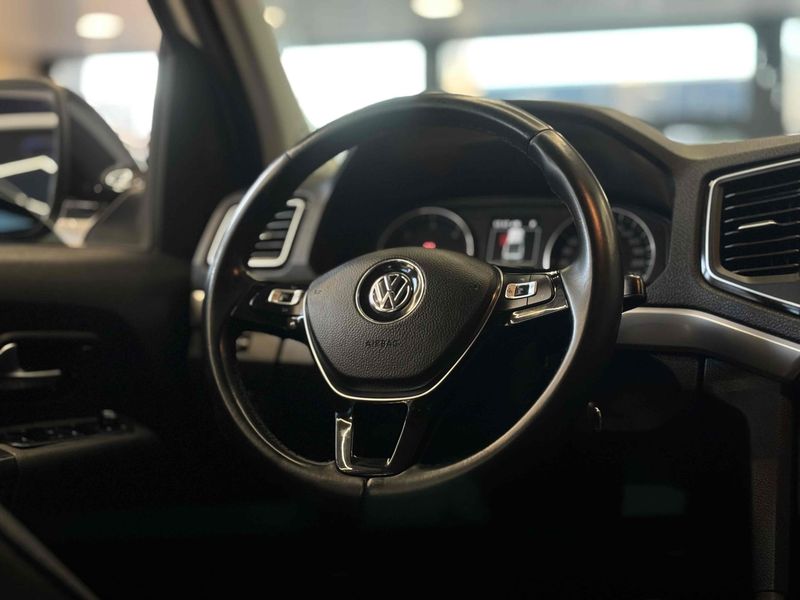 VOLKSWAGEN AMAROK 3.0 V6 TDI HIGHLINE CD 4MOTION 2021/2021 LEHMEN VEÍCULOS VENÂNCIO AIRES / Carros no Vale
