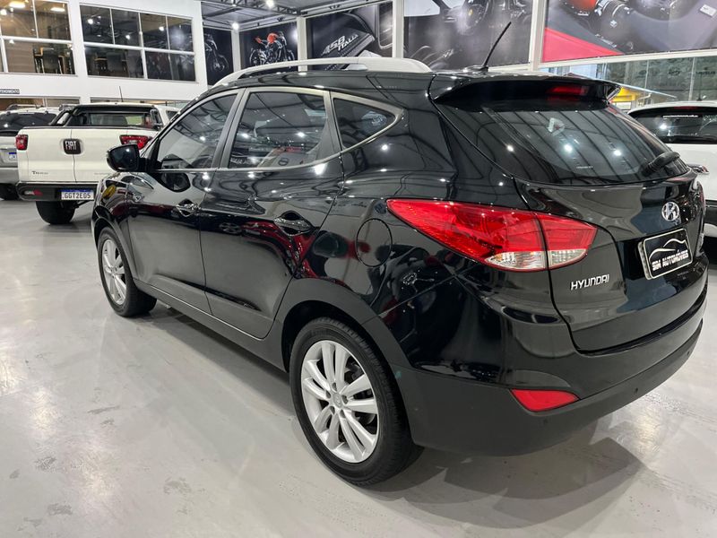 Hyundai Ix35 2.0 16v 2014/2015 SIM AUTOMÓVEIS ROLANTE / Carros no Vale