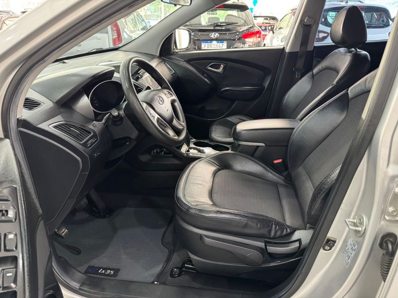 Hyundai Ix35 B 2013/2014 SIM AUTOMÓVEIS ROLANTE / Carros no Vale