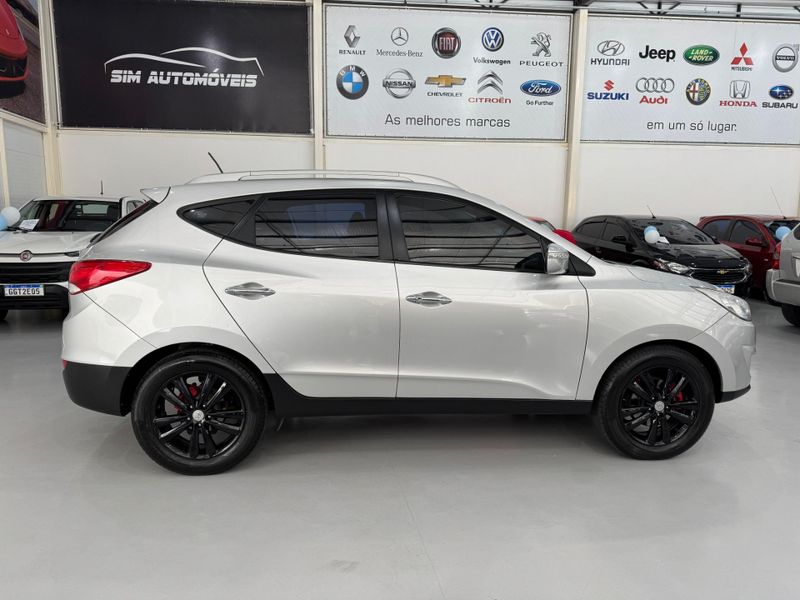 Hyundai Ix35 B 2013/2014 SIM AUTOMÓVEIS ROLANTE / Carros no Vale